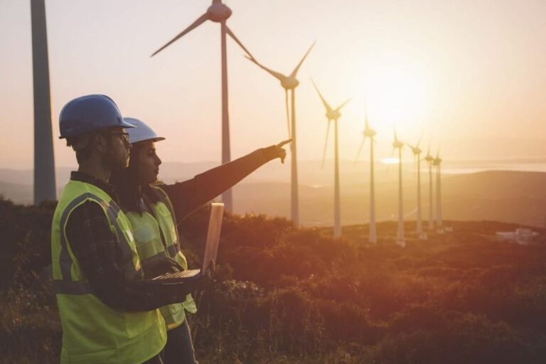 Ingeniero en energías renovables formación y funciones Función Activa